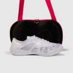 hvite Nfinity Vengeance cheer sko der bag følger med